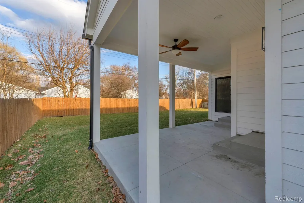 22664 Colgate Street Farmington Hills City MI 48336