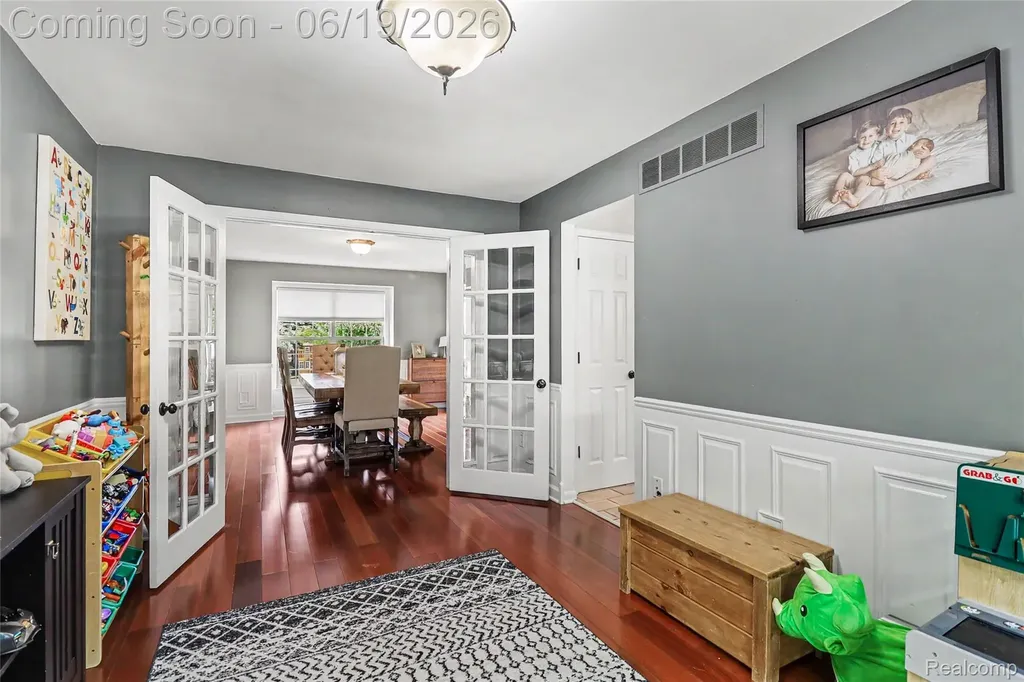 2548 Empire Court Rochester Hills City MI 48309