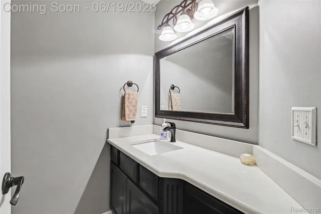 2548 Empire Court Rochester Hills City MI 48309