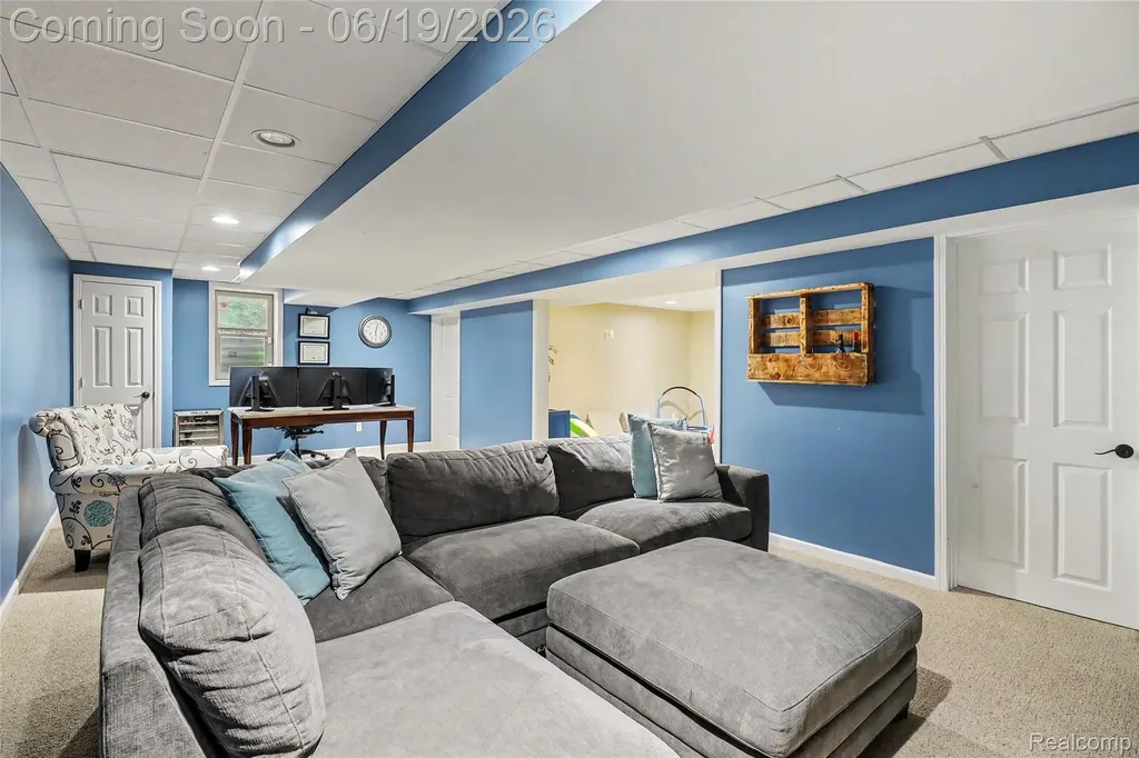 2548 Empire Court Rochester Hills City MI 48309