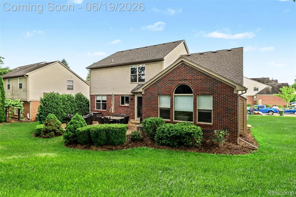 2548 Empire Court Rochester Hills City MI 48309
