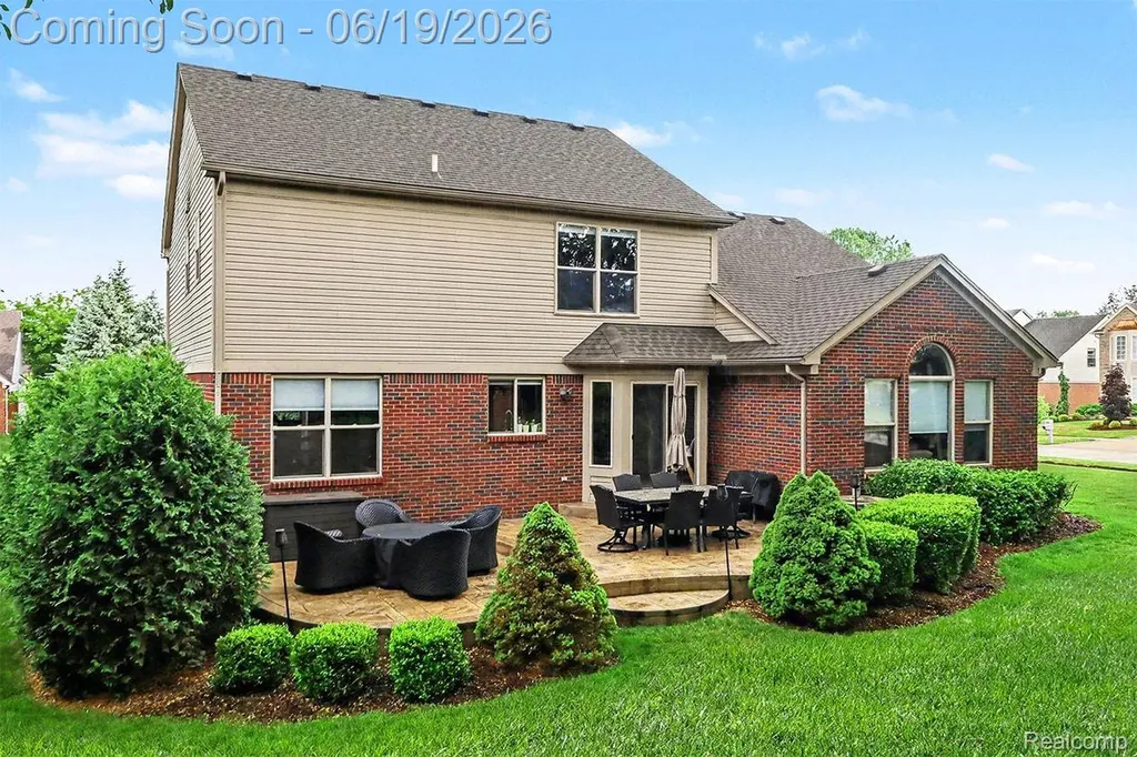 2548 Empire Court Rochester Hills City MI 48309