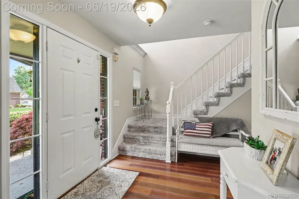 2548 Empire Court Rochester Hills City MI 48309