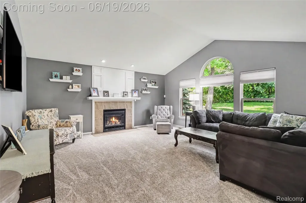 2548 Empire Court Rochester Hills City MI 48309