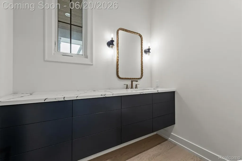 7303 Brookside Village Court Bloomfield Hills City MI 48301