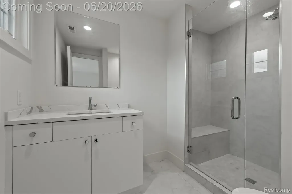 7303 Brookside Village Court Bloomfield Hills City MI 48301