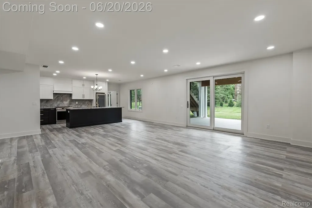 7303 Brookside Village Court Bloomfield Hills City MI 48301