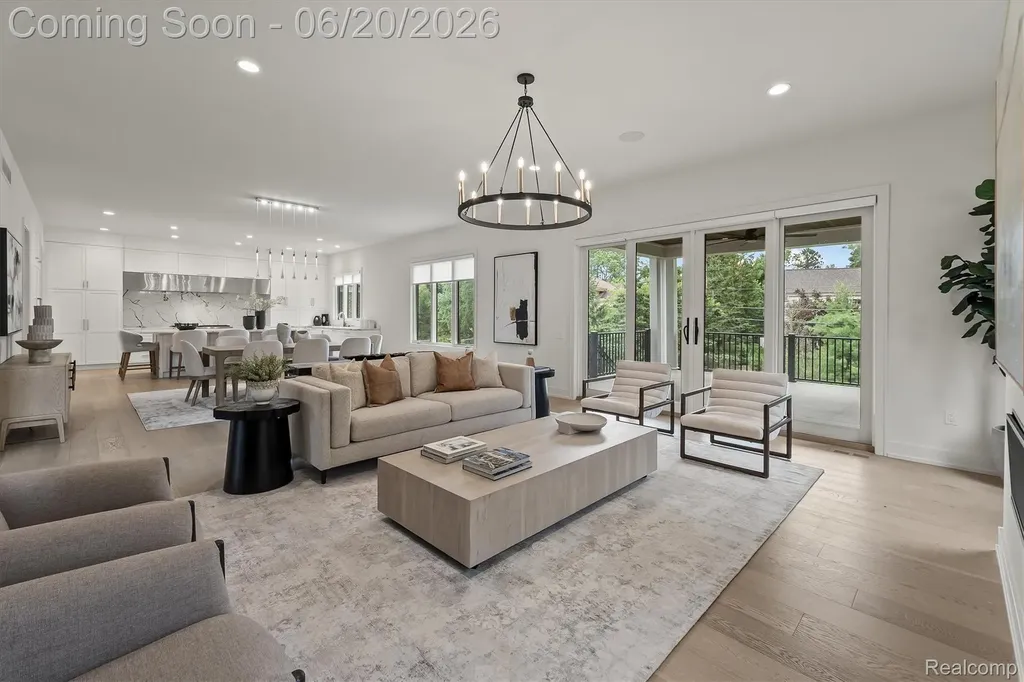 7303 Brookside Village Court Bloomfield Hills City MI 48301