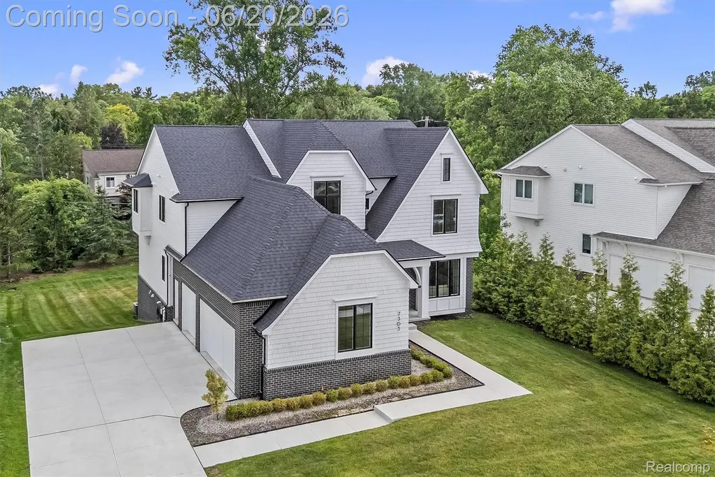 7303 Brookside Village Court Bloomfield Hills City MI 48301