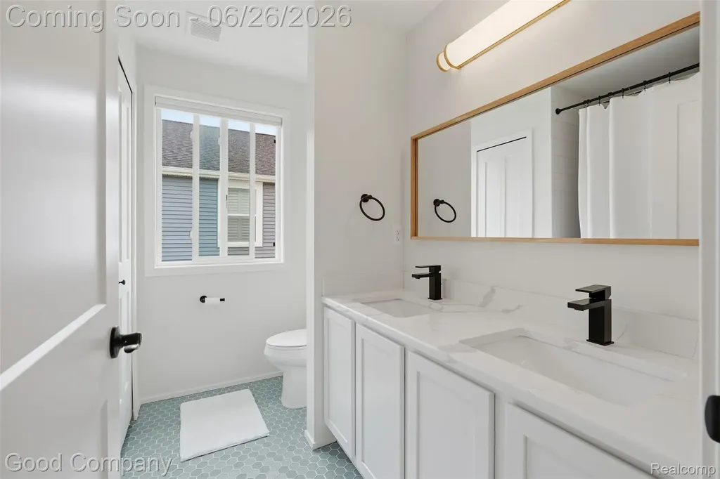 8431 Kenberton Drive Oak Park City MI 48237