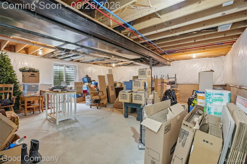 8431 Kenberton Drive Oak Park City MI 48237