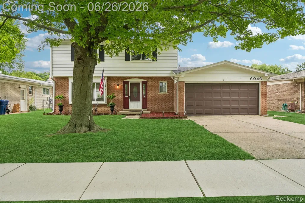6046 Wedgewood Road Canton Charter Township MI 48187
