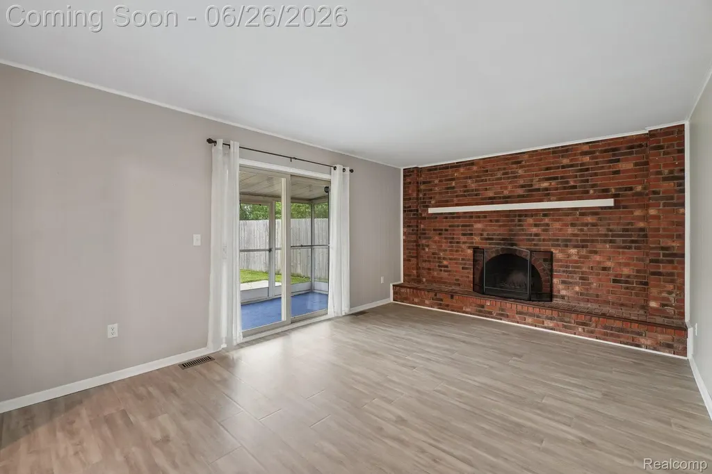 6046 Wedgewood Road Canton Charter Township MI 48187