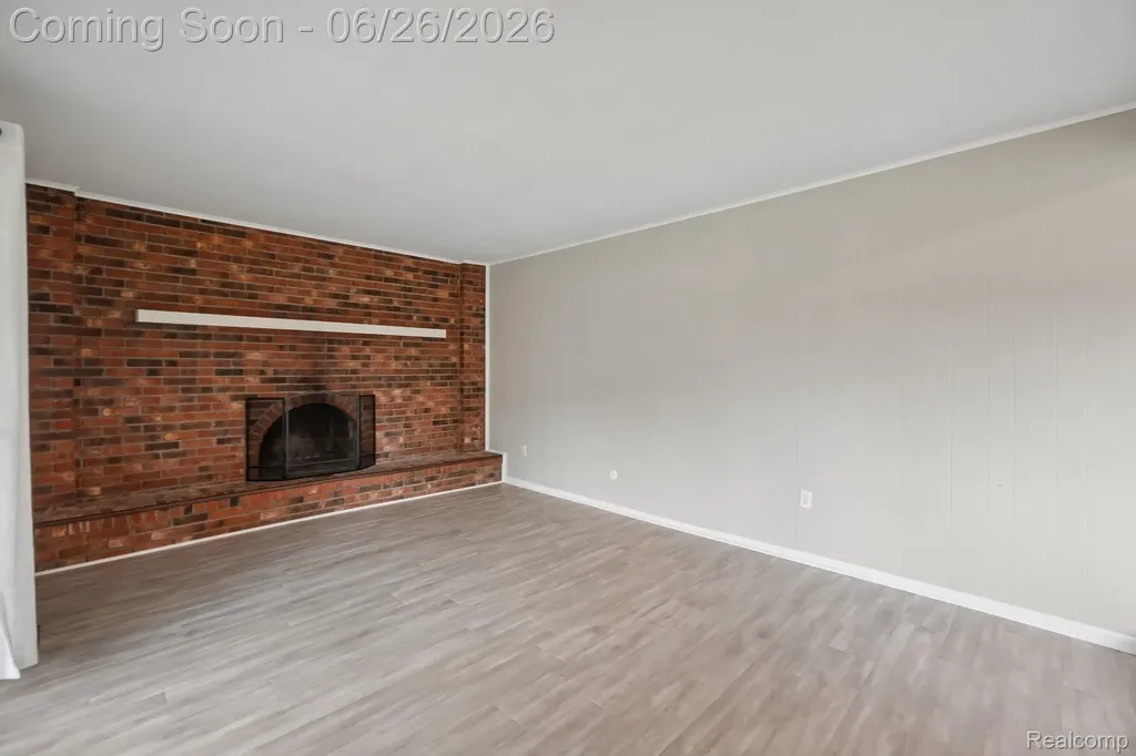 6046 Wedgewood Road Canton Charter Township MI 48187