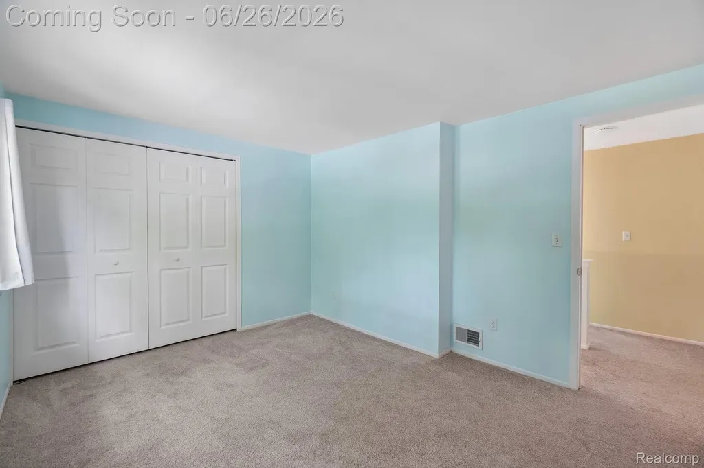6046 Wedgewood Road Canton Charter Township MI 48187