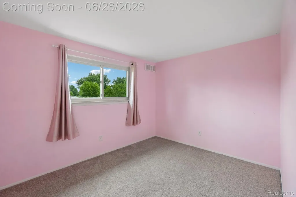 6046 Wedgewood Road Canton Charter Township MI 48187