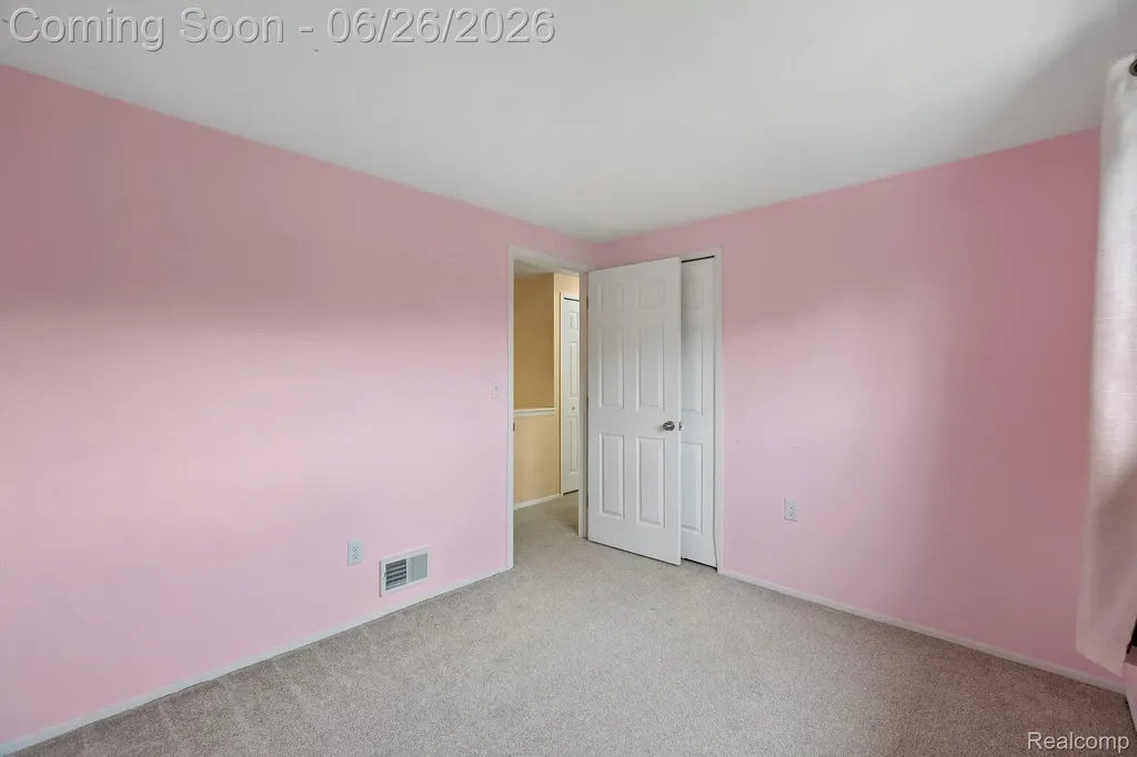 6046 Wedgewood Road Canton Charter Township MI 48187