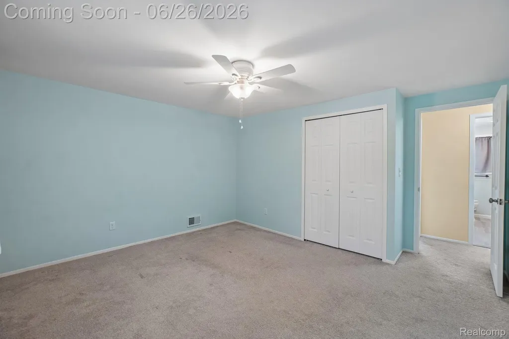 6046 Wedgewood Road Canton Charter Township MI 48187