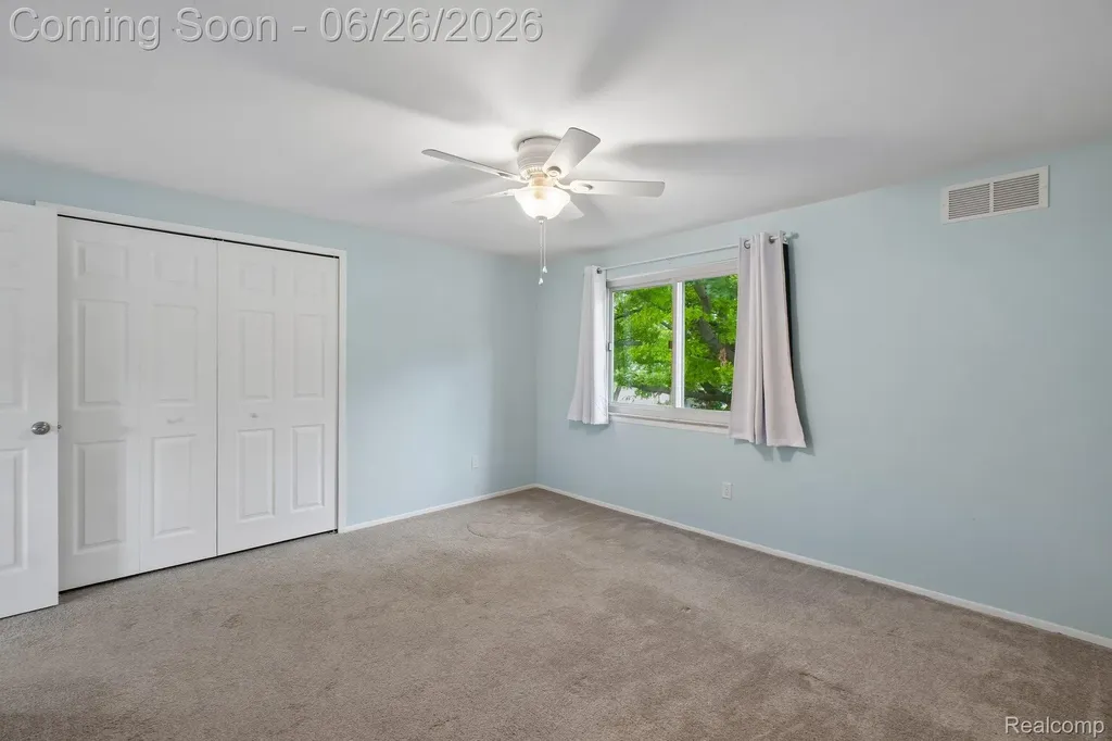 6046 Wedgewood Road Canton Charter Township MI 48187