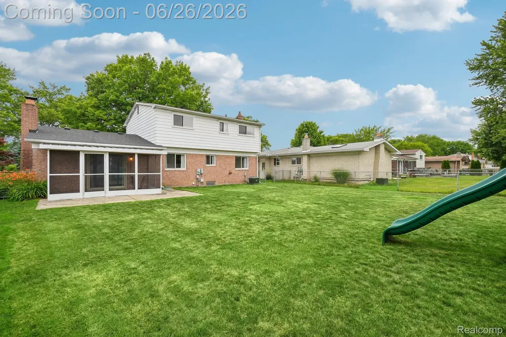 6046 Wedgewood Road Canton Charter Township MI 48187