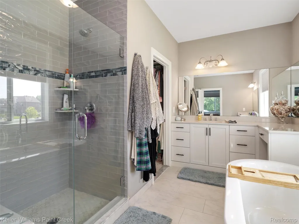 2100 Shane Court Addison Township MI 48370
