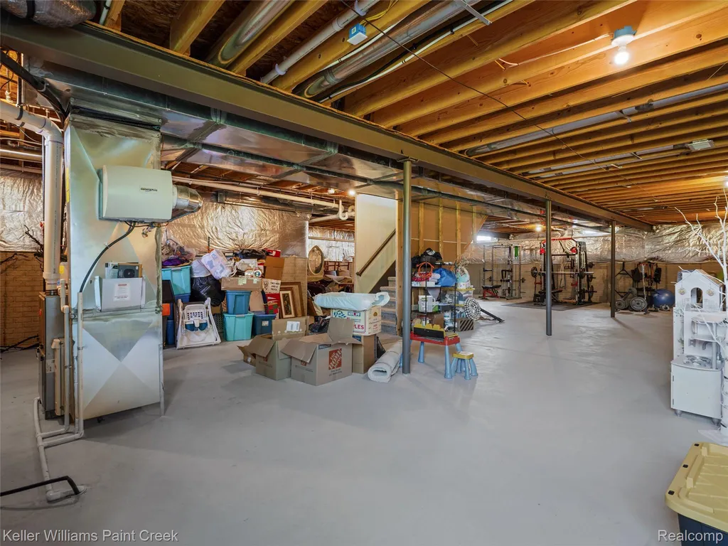 2100 Shane Court Addison Township MI 48370