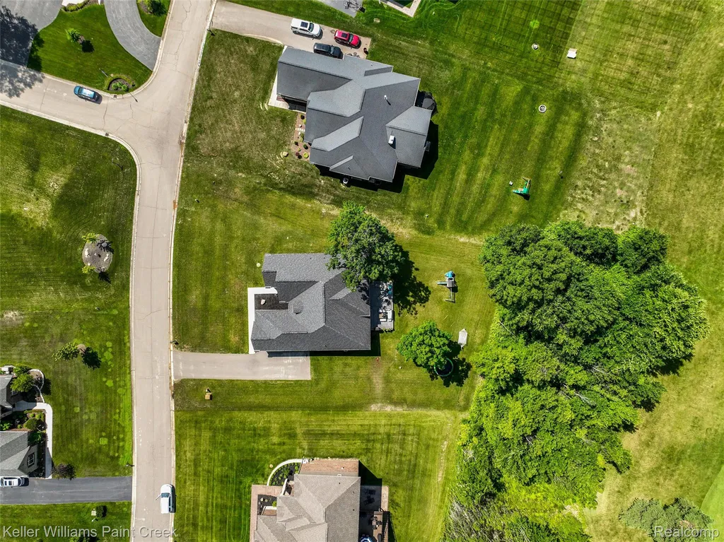 2100 Shane Court Addison Township MI 48370