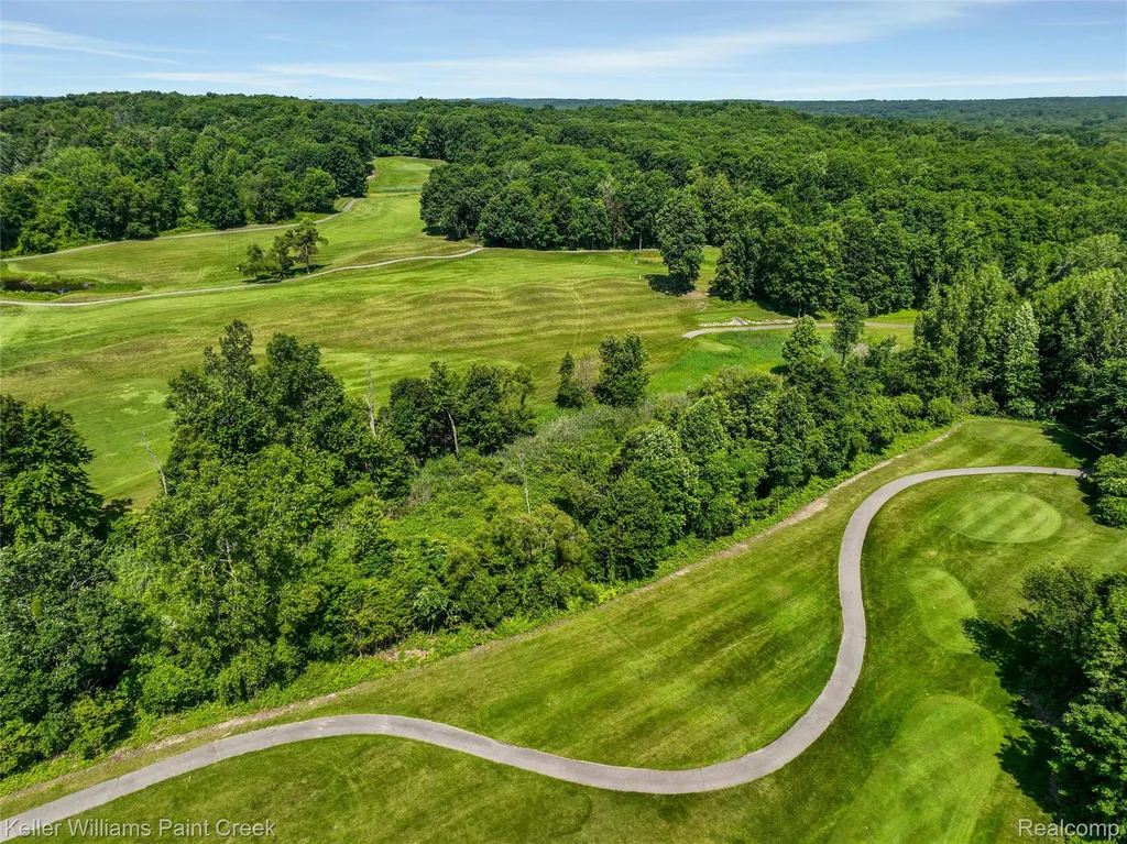 2100 Shane Court Addison Township MI 48370
