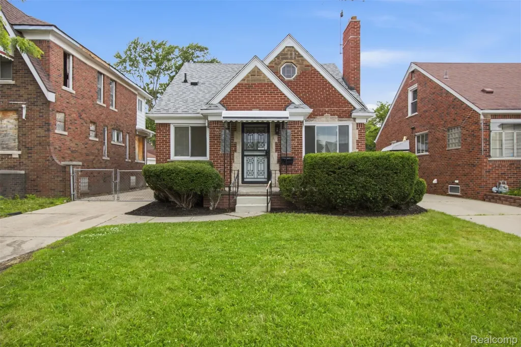 14921 Bringard Drive Detroit City MI 48205