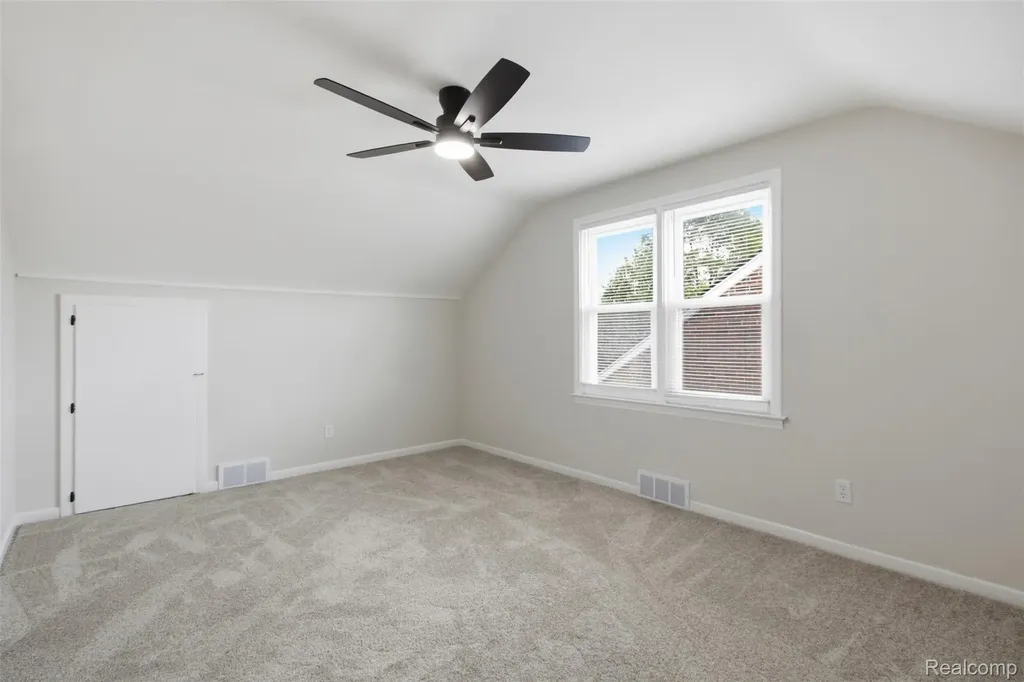 14921 Bringard Drive Detroit City MI 48205