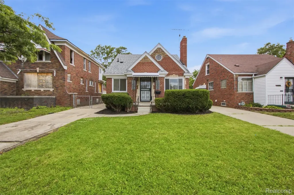 14921 Bringard Drive Detroit City MI 48205