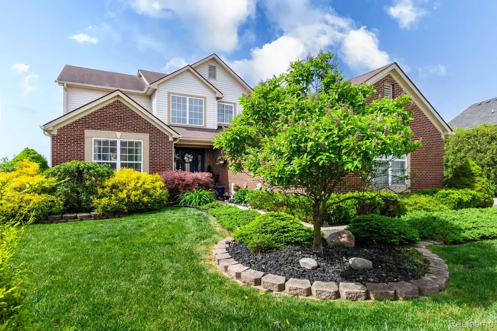 25065 Maxwell Lane Flat Rock City MI 48134