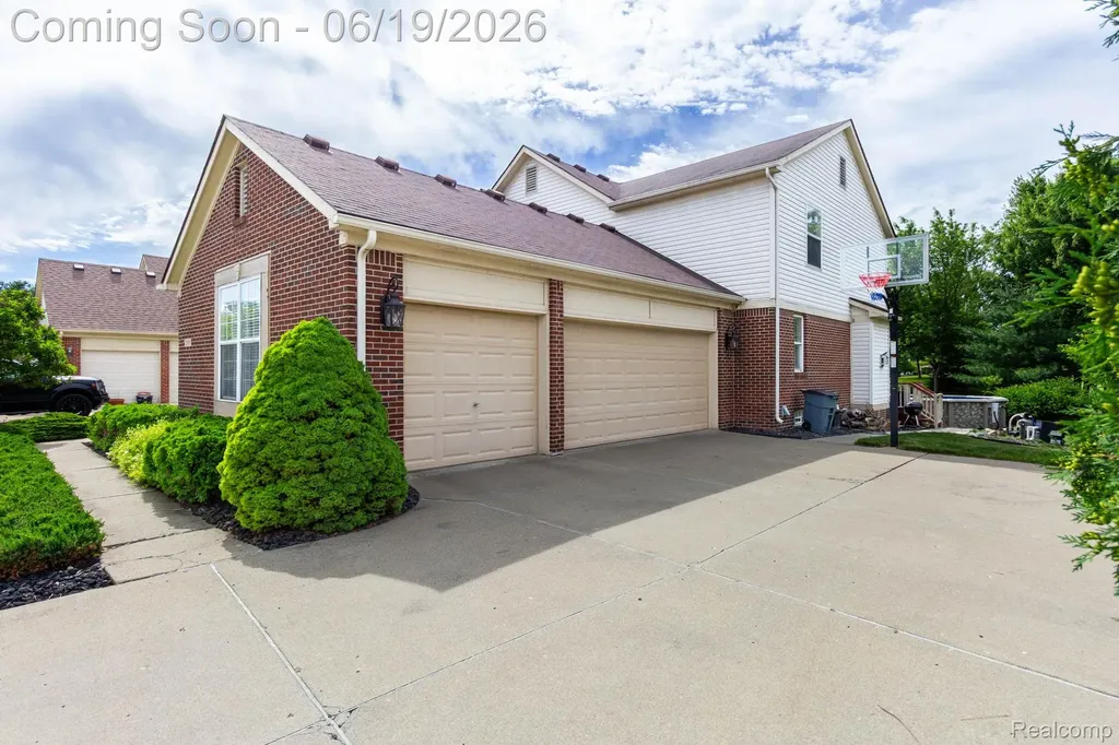 25065 Maxwell Lane Flat Rock City MI 48134