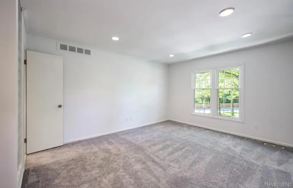 150 Billingsgate Court Bloomfield Hills City MI 48301