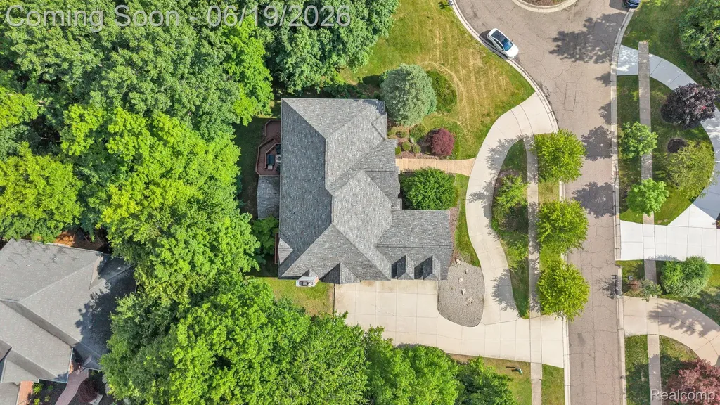 7061 Trailway Court West Bloomfield Charter Township MI 48322