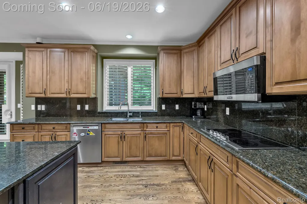 7061 Trailway Court West Bloomfield Charter Township MI 48322