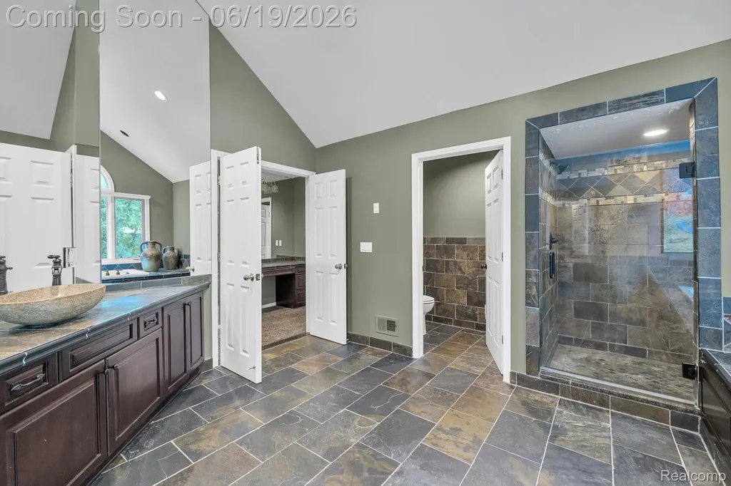 7061 Trailway Court West Bloomfield Charter Township MI 48322