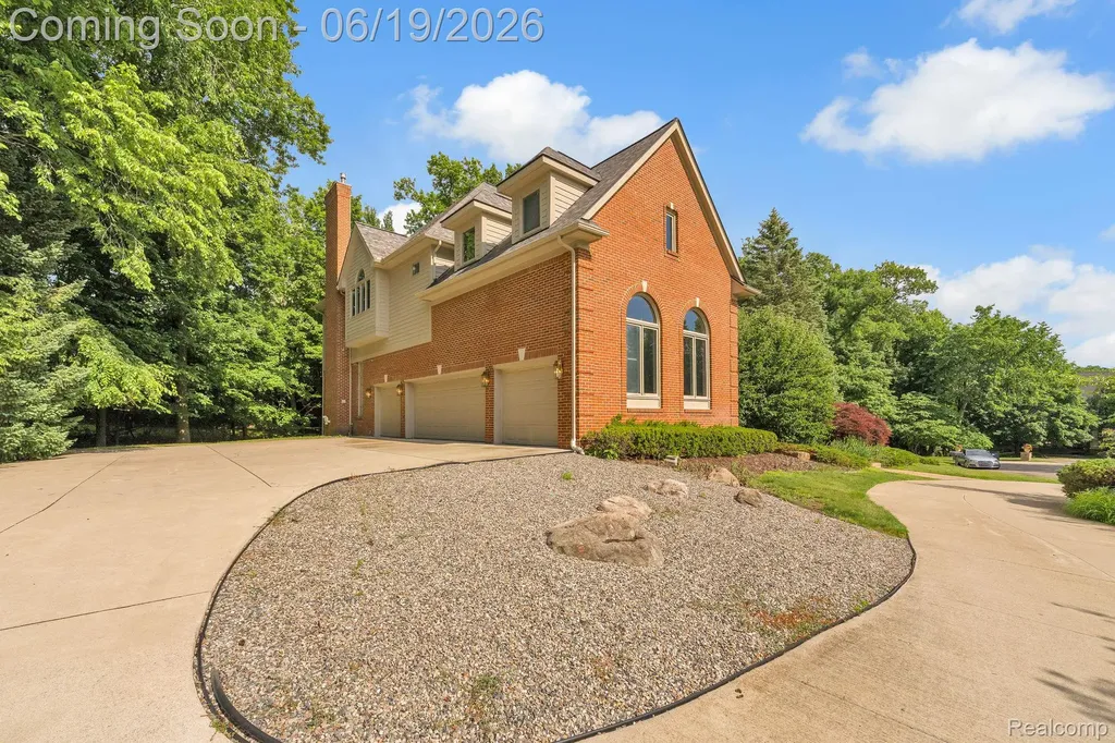 7061 Trailway Court West Bloomfield Charter Township MI 48322