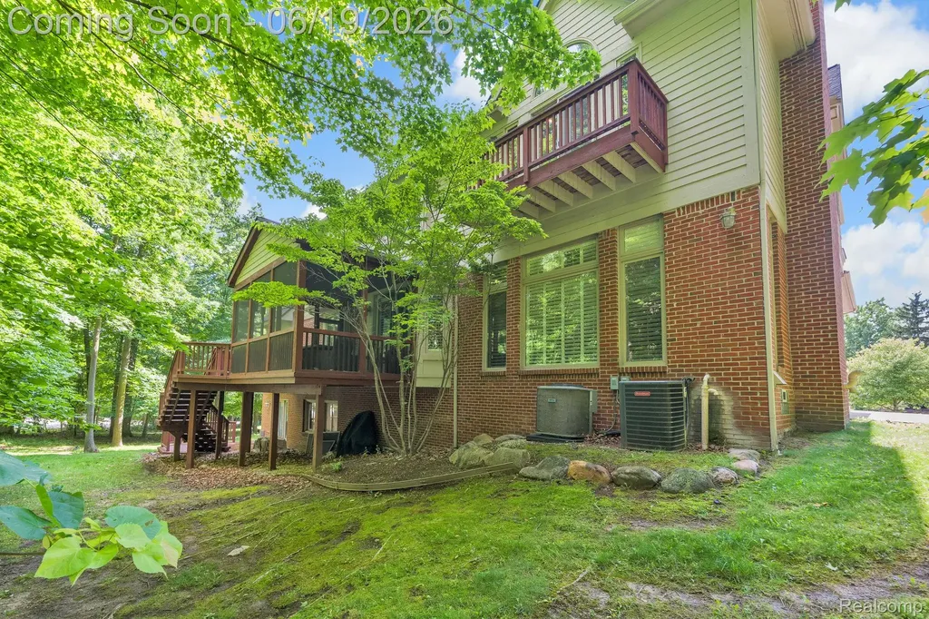 7061 Trailway Court West Bloomfield Charter Township MI 48322