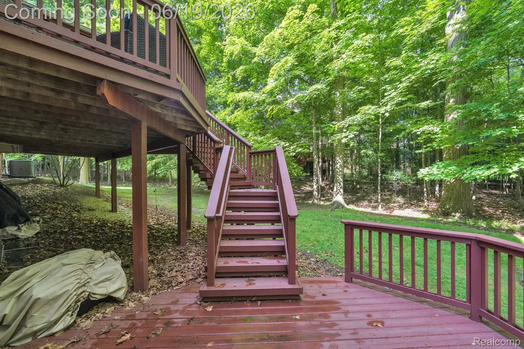 7061 Trailway Court West Bloomfield Charter Township MI 48322