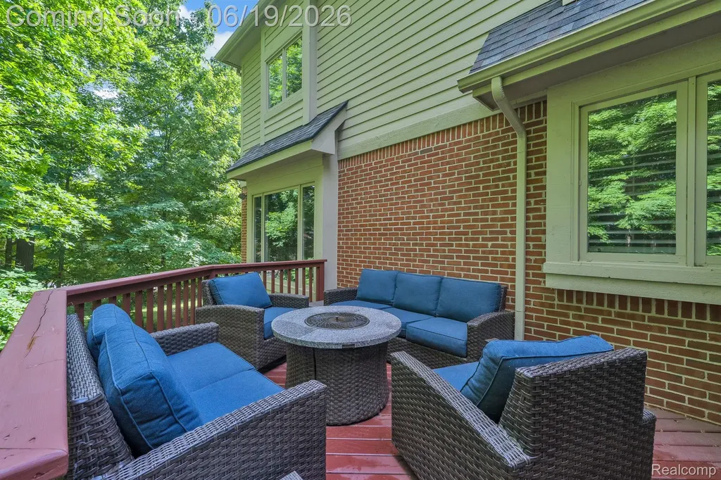 7061 Trailway Court West Bloomfield Charter Township MI 48322