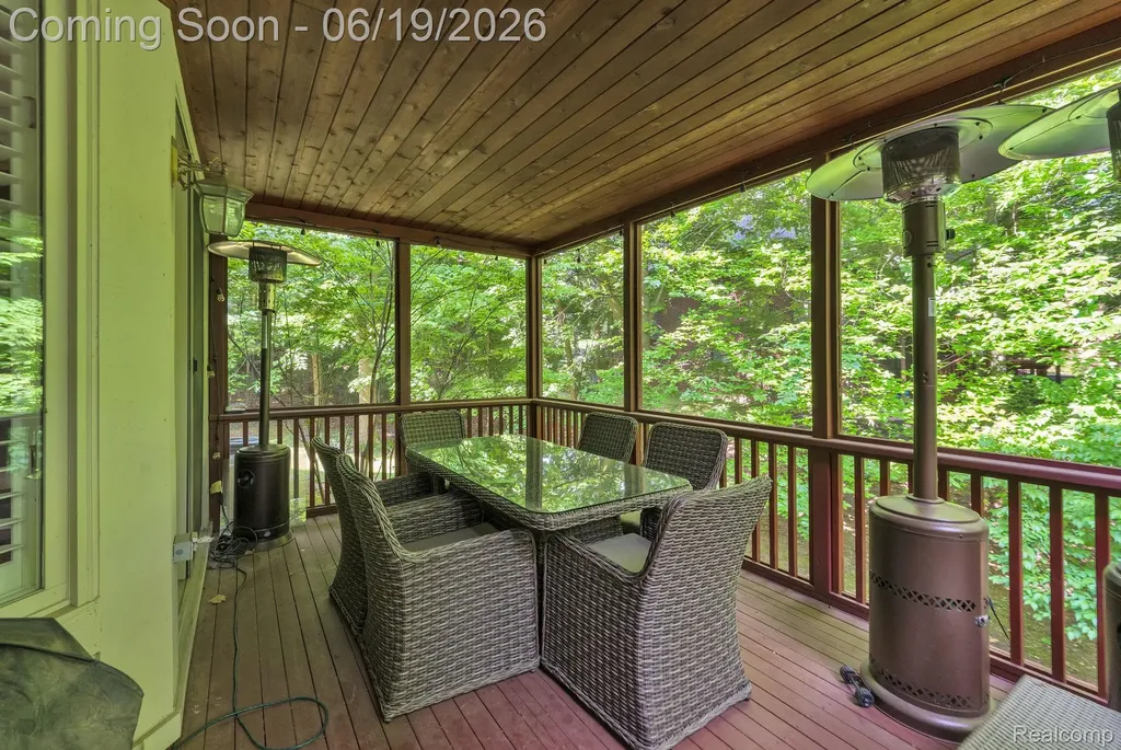 7061 Trailway Court West Bloomfield Charter Township MI 48322