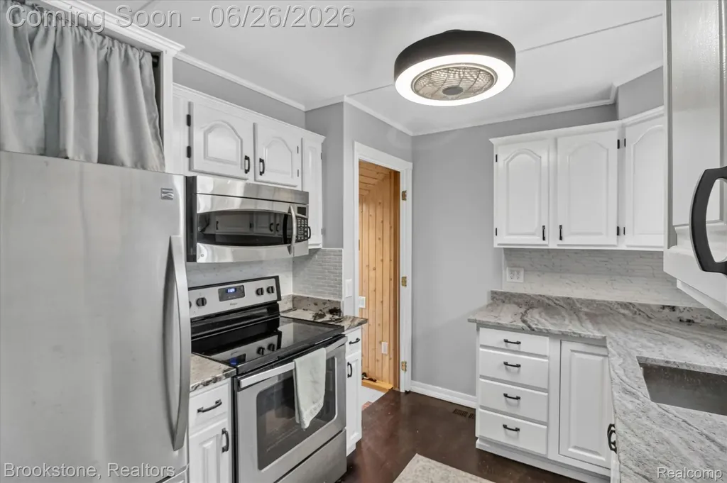 764 Adams Street Plymouth City MI 48170
