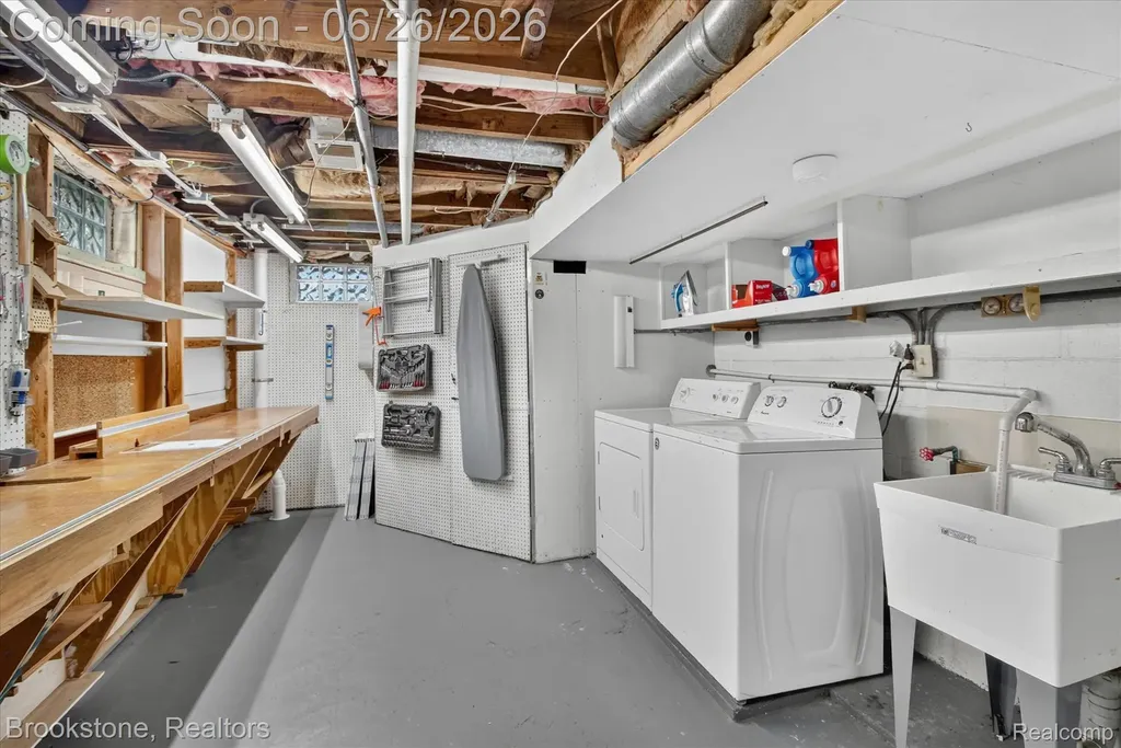 764 Adams Street Plymouth City MI 48170