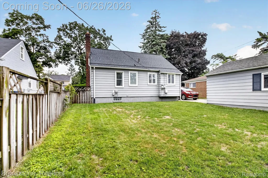 764 Adams Street Plymouth City MI 48170