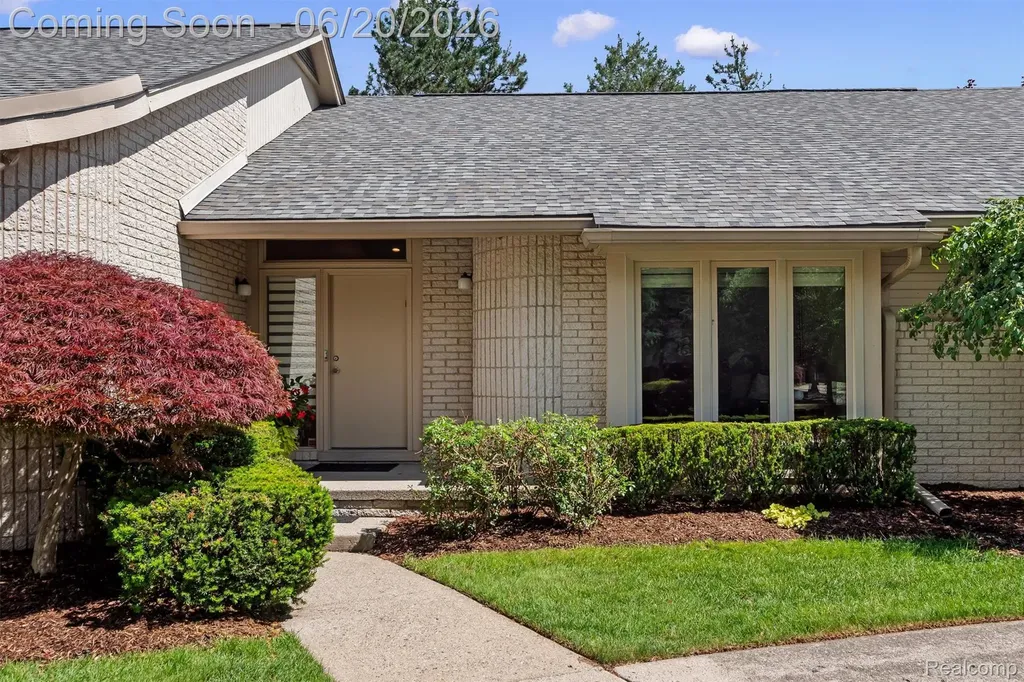 4771 Mada Court West Bloomfield Charter Township MI 48322
