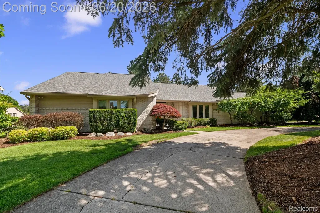 4771 Mada Court West Bloomfield Charter Township MI 48322
