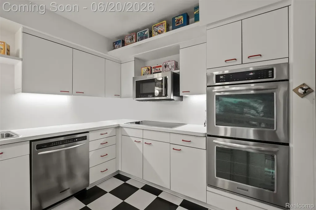 4771 Mada Court West Bloomfield Charter Township MI 48322