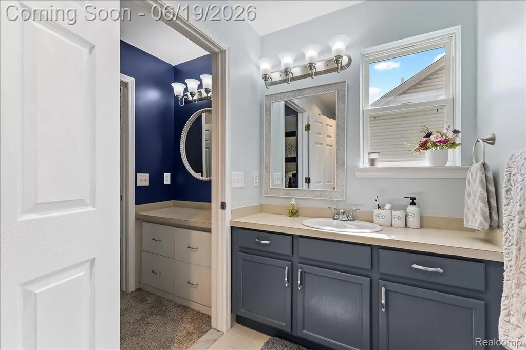 3082 Talon Circle Orion Charter Township MI 48360