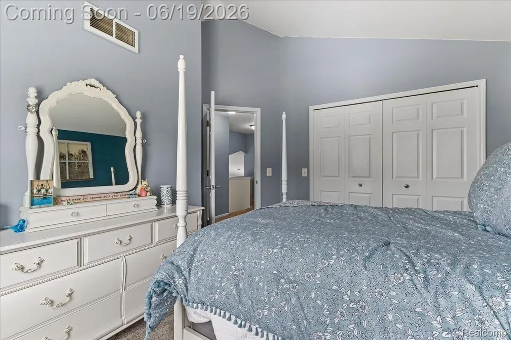 3082 Talon Circle Orion Charter Township MI 48360